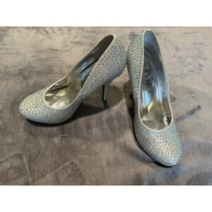 Kiss and Tell Platforms, Crystal embellished. Size 7